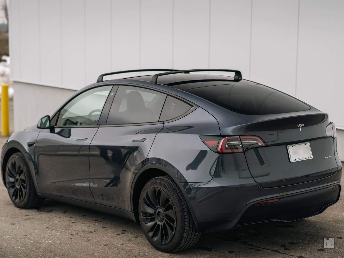 Strešni nosilec za Tesla Model Y